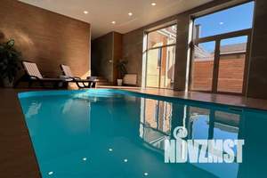 Дом 250м², 2-этажный, посуточно,