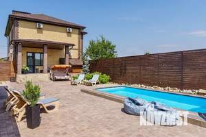 Дом 180м², 1-этажный, посуточно,