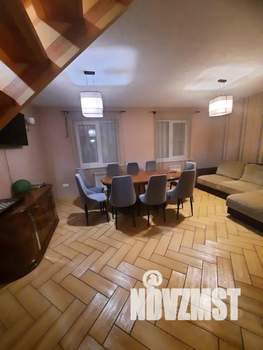 Дом 200м², 2-этажный, посуточно,