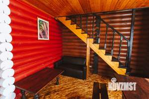 Дом 200м², 2-этажный, посуточно,