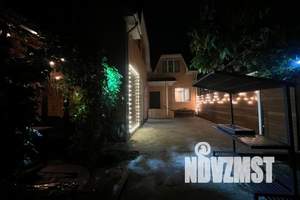 Дом 250м², 2-этажный, посуточно,