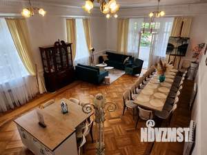 Дом 360м², 3-этажный, посуточно,