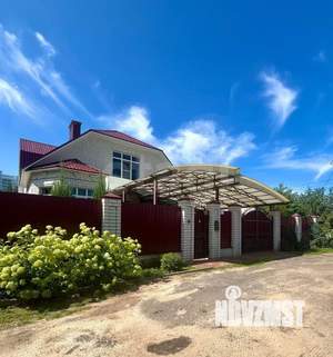 Дом 242м², 2-этажный, участок 8 сот.