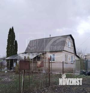 Дом 54м², 2-этажный, участок 9 сот.