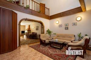 Дом 340м², 2-этажный, участок 12 сот.