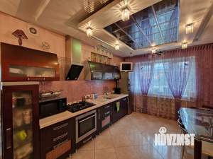 Коттедж 257м², 3-этажный, участок 7 сот.