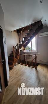 Дом 125м², 3-этажный, участок 2 сот.