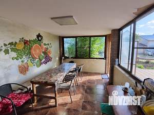 Коттедж 240м², 3-этажный, участок 6 сот.