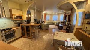 Дом 260м², 2-этажный, участок 8 сот.