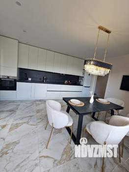 Коттедж 110м², 2-этажный, участок 6 сот.