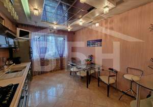 Дом 257м², 3-этажный, участок 7 сот.