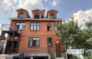 Дом 300м², 3-этажный, участок 3 сот.