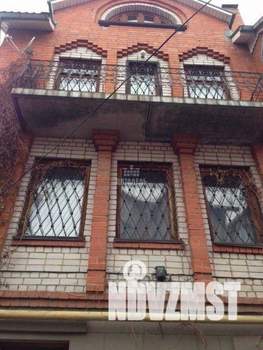 Коттедж 229м², 3-этажный, участок 2 сот.