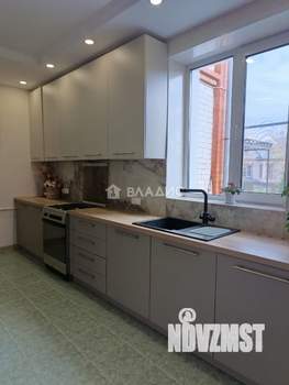 Дом 197м², 3-этажный, участок 10 сот.