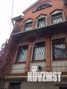 Коттедж 229м², 3-этажный, участок 2 сот.