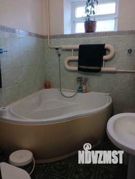 Дом 350м², 3-этажный, участок 3 сот.