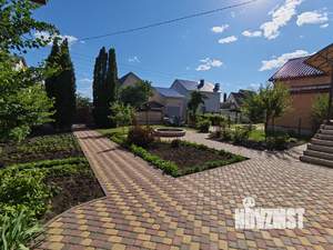 Коттедж 240м², 3-этажный, участок 6 сот.