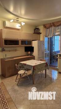 Дом 260м², 2-этажный, участок 8 сот.