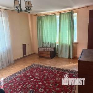 Дом 293м², 2-этажный, участок 7 сот.