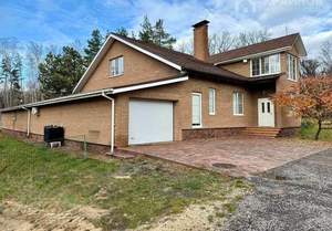 Дом 440м², 2-этажный, участок 10 сот.