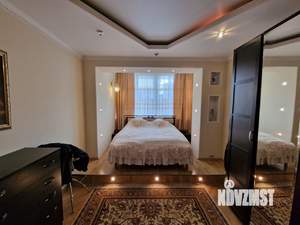 Коттедж 257м², 3-этажный, участок 7 сот.