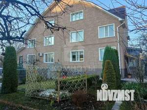 Таунхаус 270м², 3-этажный, участок 5 сот.