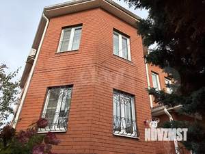 Дом 260м², 2-этажный, участок 8 сот.