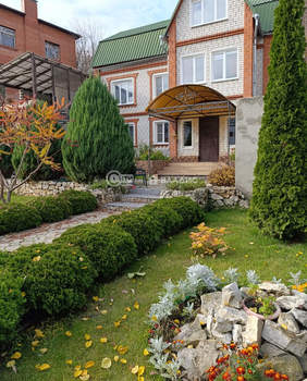 Дом 197м², 3-этажный, участок 10 сот.