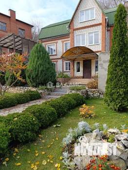 Дом 197м², 3-этажный, участок 10 сот.