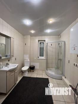 Коттедж 200м², 2-этажный, на длительный срок, 
