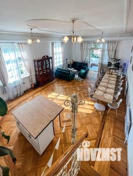 Дом 360м², 2-этажный, посуточно, 