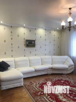 Коттедж 250м², 2-этажный, на длительный срок, 