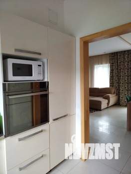 Дом 170м&sup2;, 2-этажный, посуточно, 