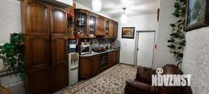 Коттедж 350м², 2-этажный, участок 5 сот.  