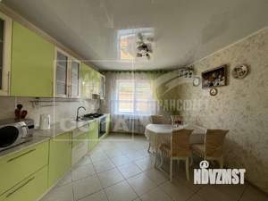 Дом 254м², 2-этажный, участок 3 сот.  