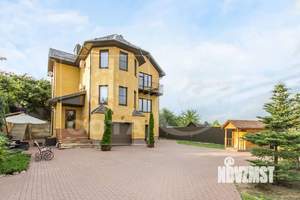 Коттедж 320м², 4-этажный, участок 6 сот.  
