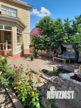 Коттедж 420м², 3-этажный, участок 6 сот.  
