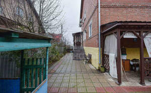 Дом 270м², 2-этажный, участок 8 сот.  