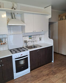 Дом 99м², 2-этажный, участок 9 сот.  