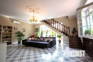 Коттедж 120м², 2-этажный, участок 5 сот.  