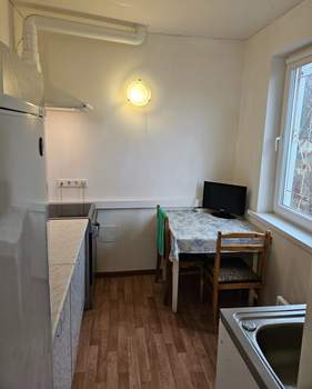 Дом 60м², 2-этажный, участок 6 сот.  