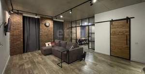 Дом 335м², 3-этажный, участок 6 сот.  