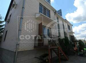 Дом 219м², 2-этажный, участок 6 сот.  