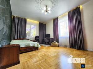 Дом 513м², 3-этажный, участок 5 сот.  