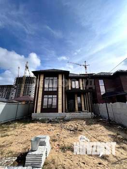 Коттедж 161м², 2-этажный, участок 4 сот.  