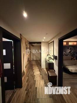 Дом 119м&sup2;, 3-этажный, участок 6 сот.  