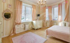 Дом 320м², 4-этажный, участок 6 сот.  