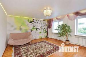 Дом 330м², 3-этажный, участок 4 сот.  