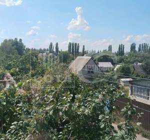 Дом 30м², 2-этажный, участок 6 сот.  