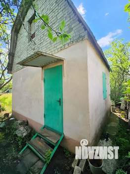 Дом 27м², 2-этажный, участок 6 сот.  